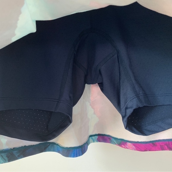 Title Nine Water Color Skort Size XS - Picture 5 of 7